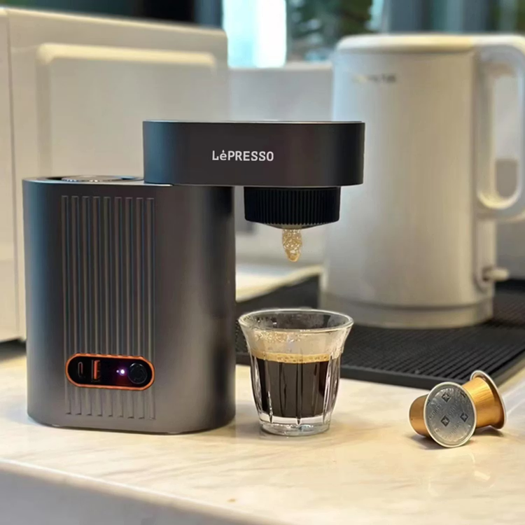 اسپرسوساز قابل حمل لپرسو Lepresso BrewCell با باتری 27000mAh